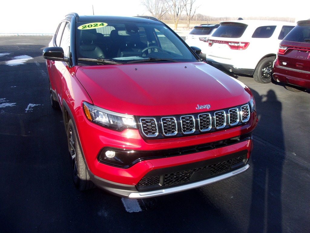 Used 2024 Jeep Compass Limited SUV