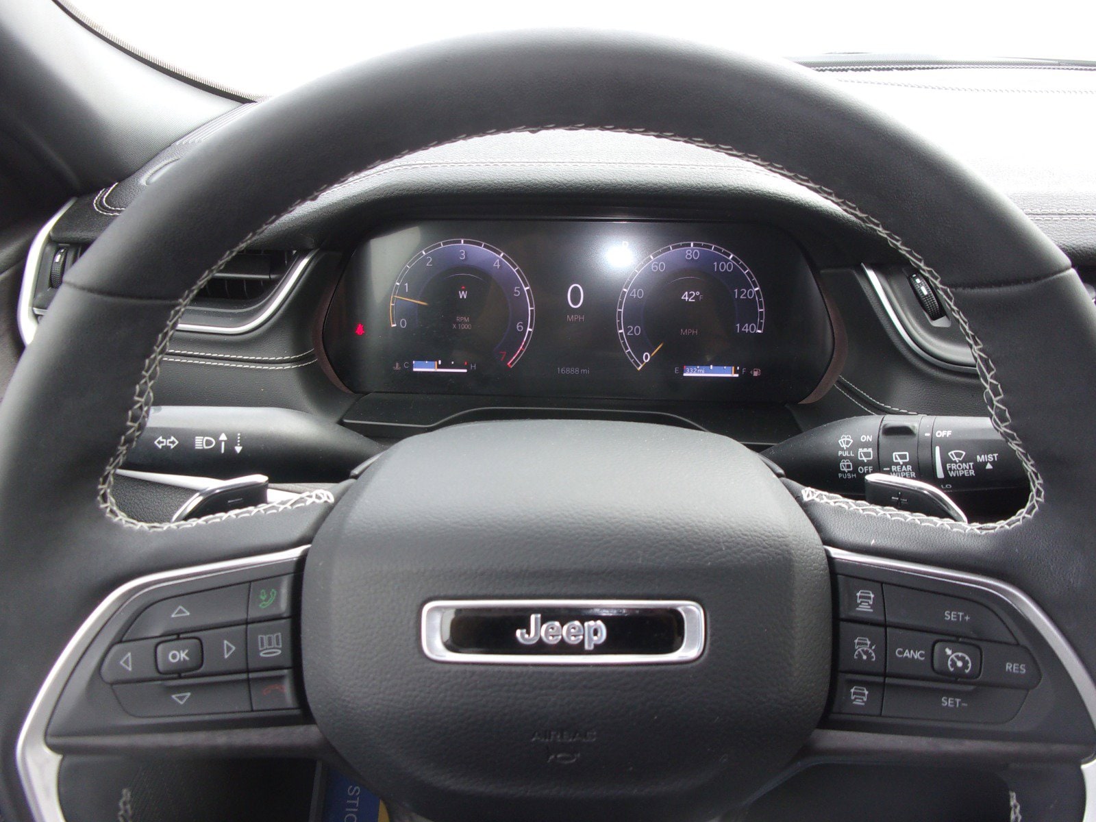 2024 Jeep Grand Cherokee Limited - Photo 15