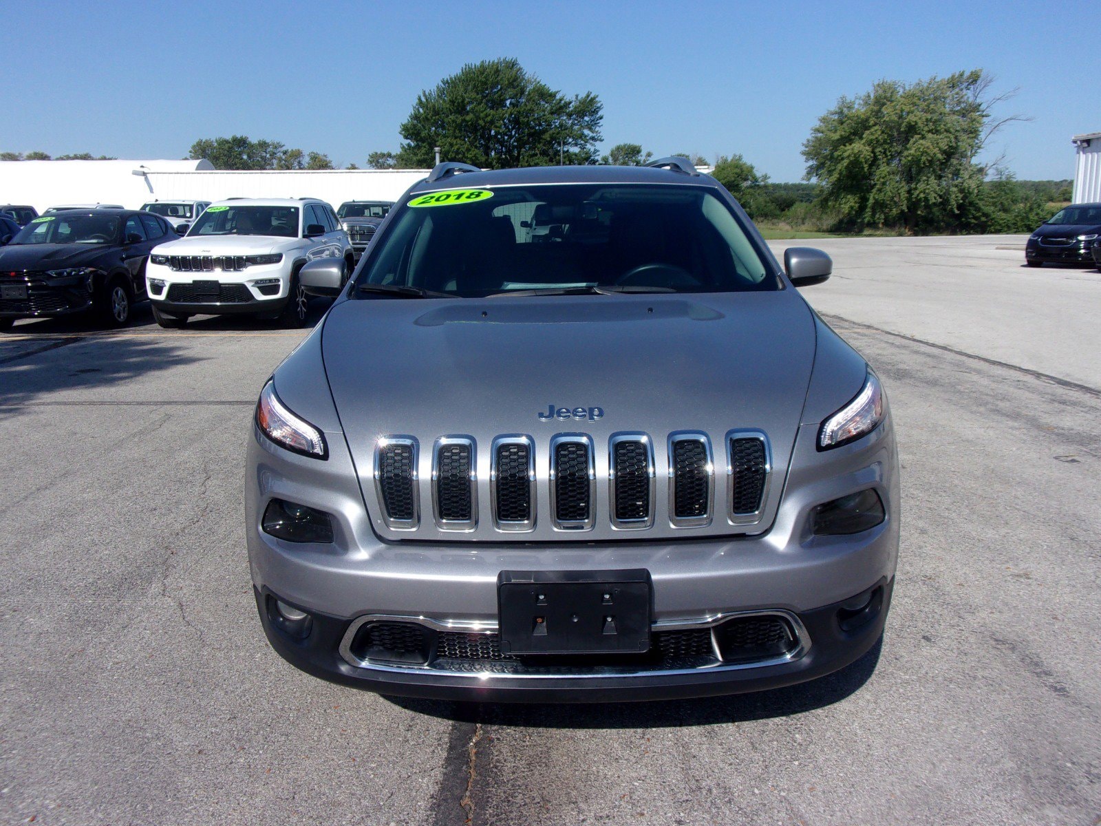 Used 2018 Jeep Cherokee Limited with VIN 1C4PJMDX9JD500680 for sale in Red Oak, IA