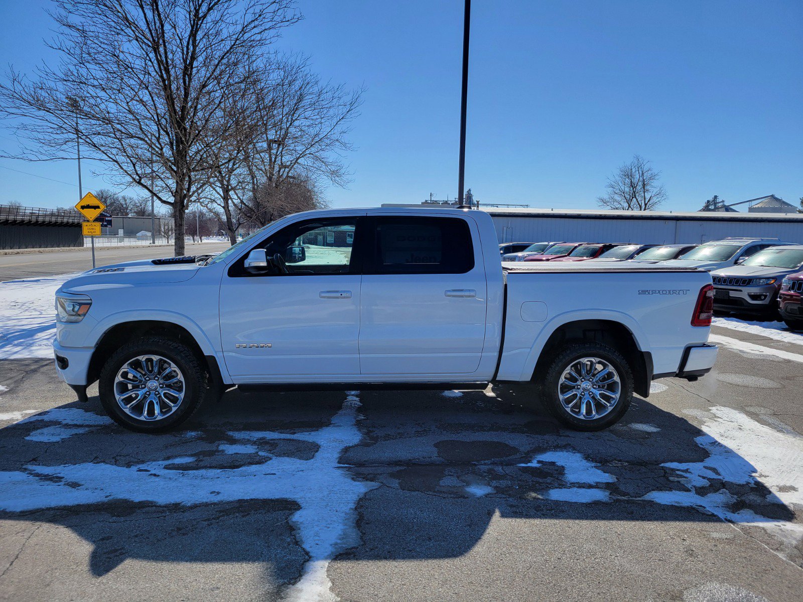 Used 2022 RAM Ram 1500 Pickup Laramie with VIN 1C6SRFJT0NN321340 for sale in Red Oak, IA