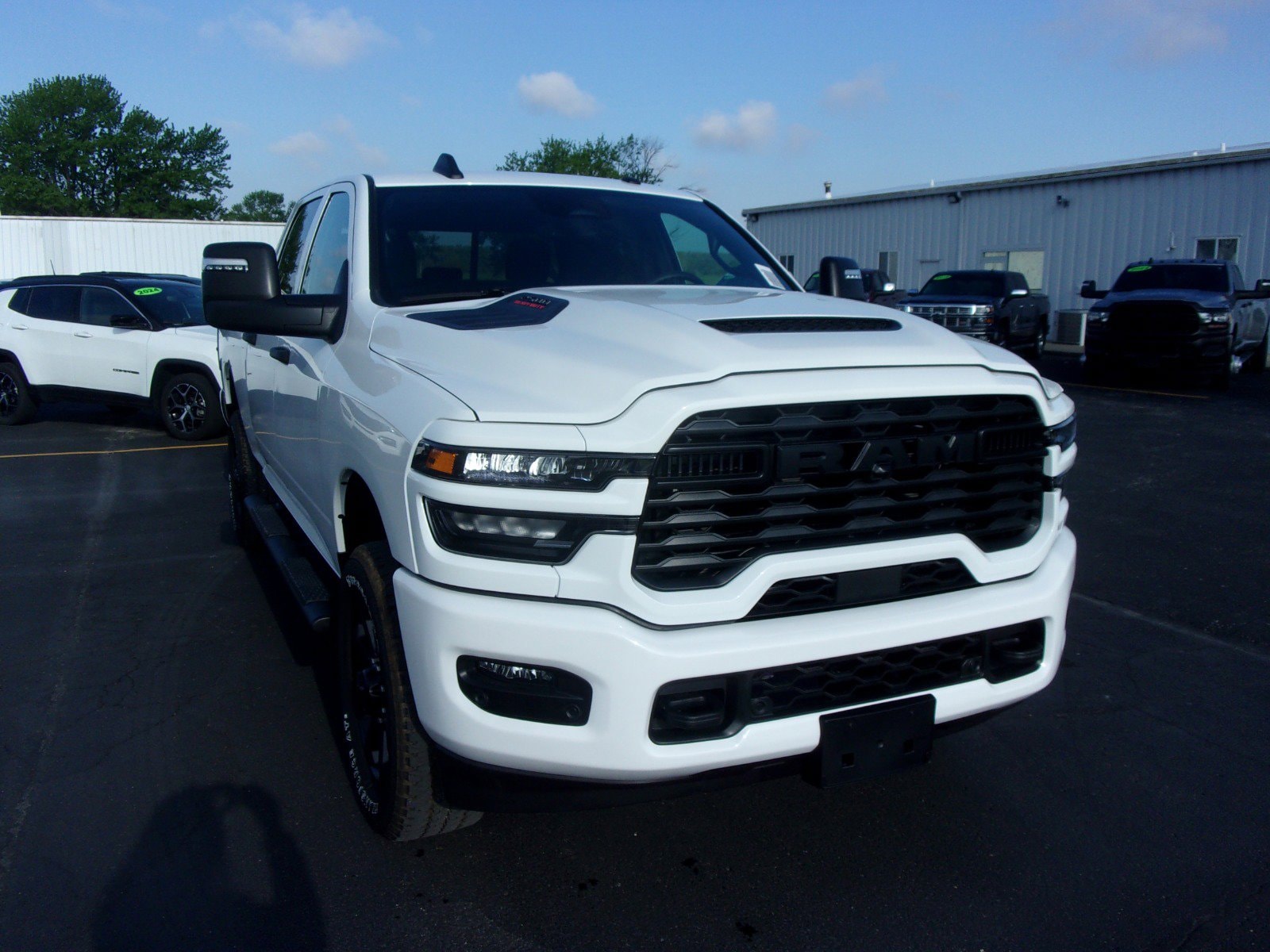 2026 RAM 2500 Tradesman/Black Express 4X4 Crew Cab SWB's photo