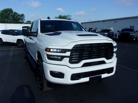 2026 Ram 2500 BLACK EXPRESS CREW CAB 4X4 6'4 BOX Pickup