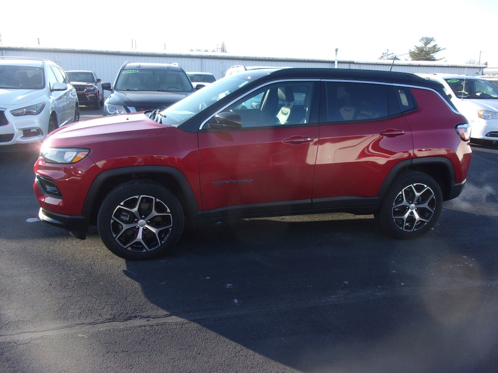 Used 2024 Jeep Compass Limited SUV