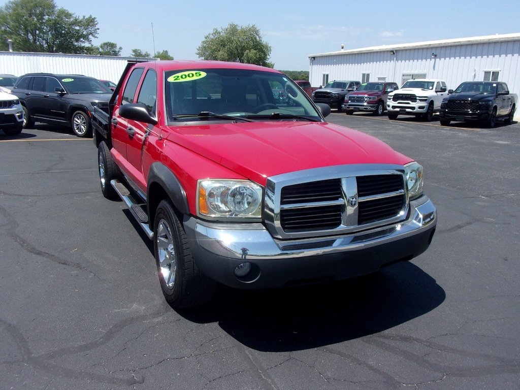 Used 2005 Dodge Dakota SLT Truck Quad Cab
