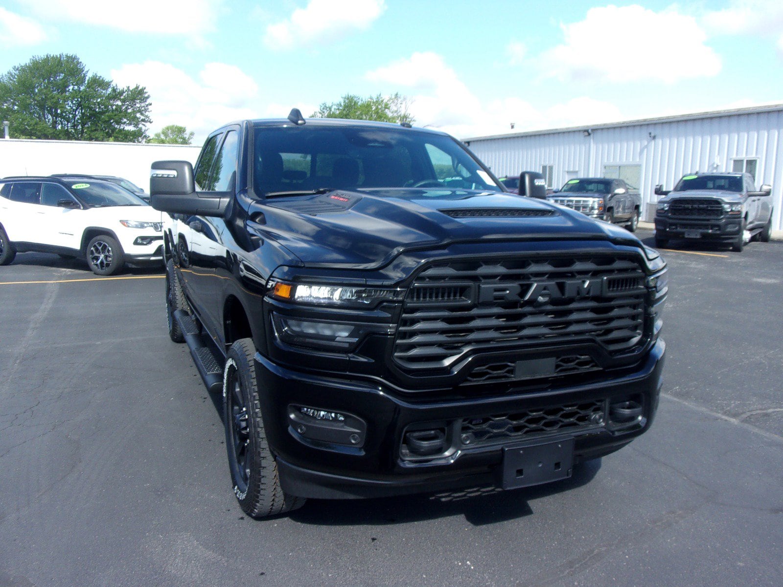 2026 RAM 2500 Tradesman/Black Express 4X4 Crew Cab SWB's photo