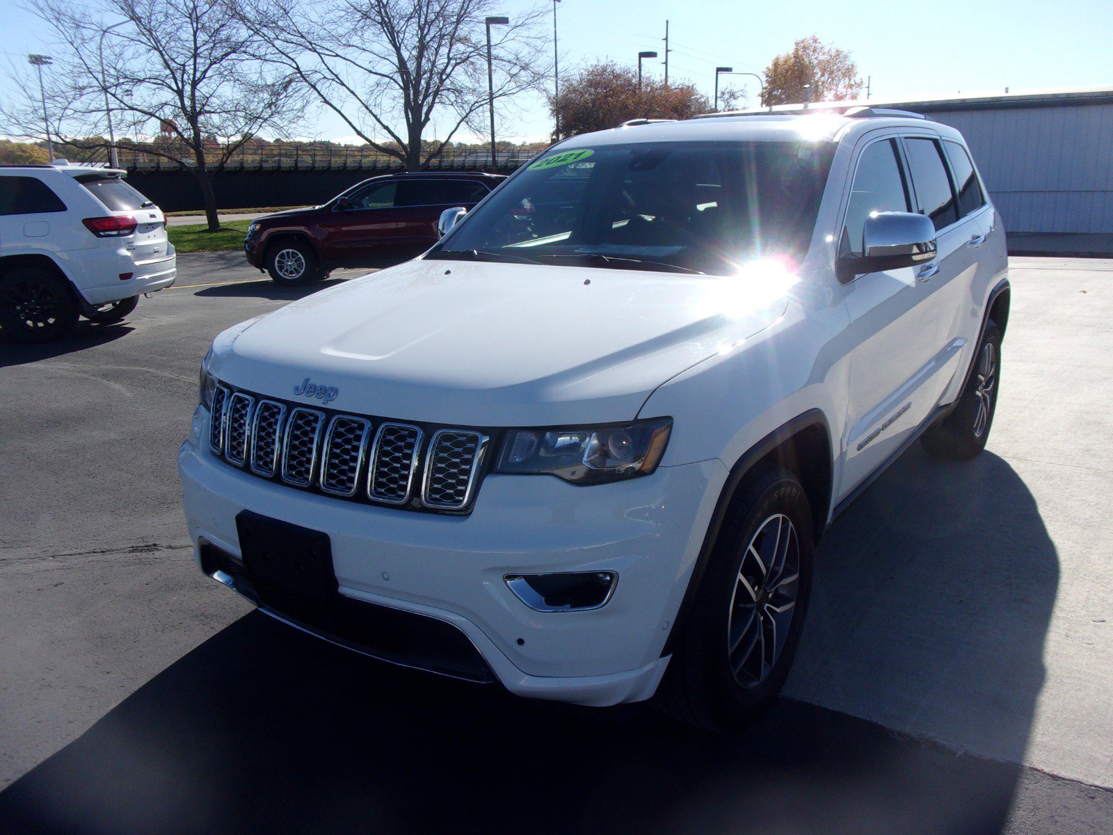 2021 Jeep Grand Cherokee Limited photo 2