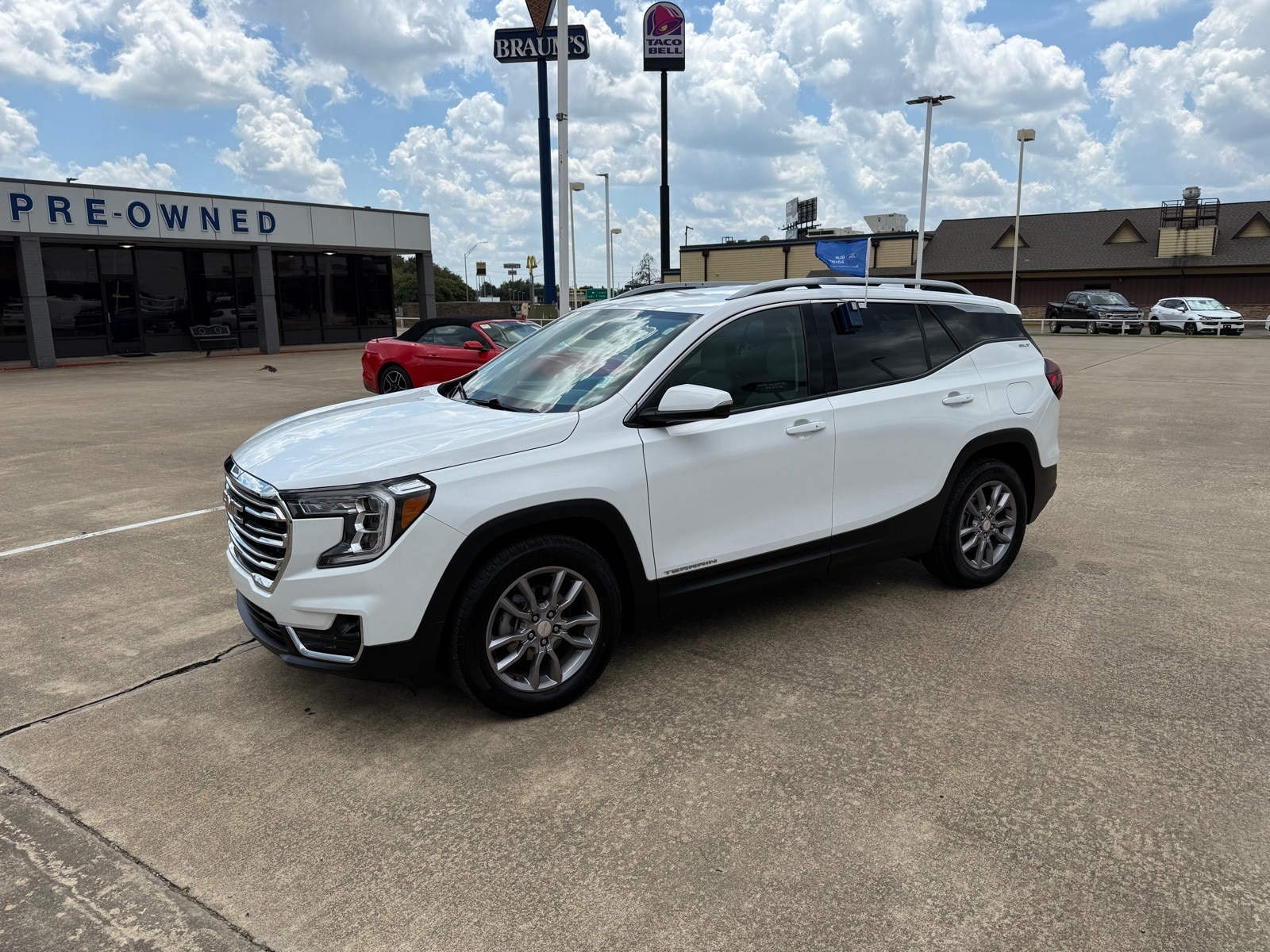 2024 GMC Terrain SLT