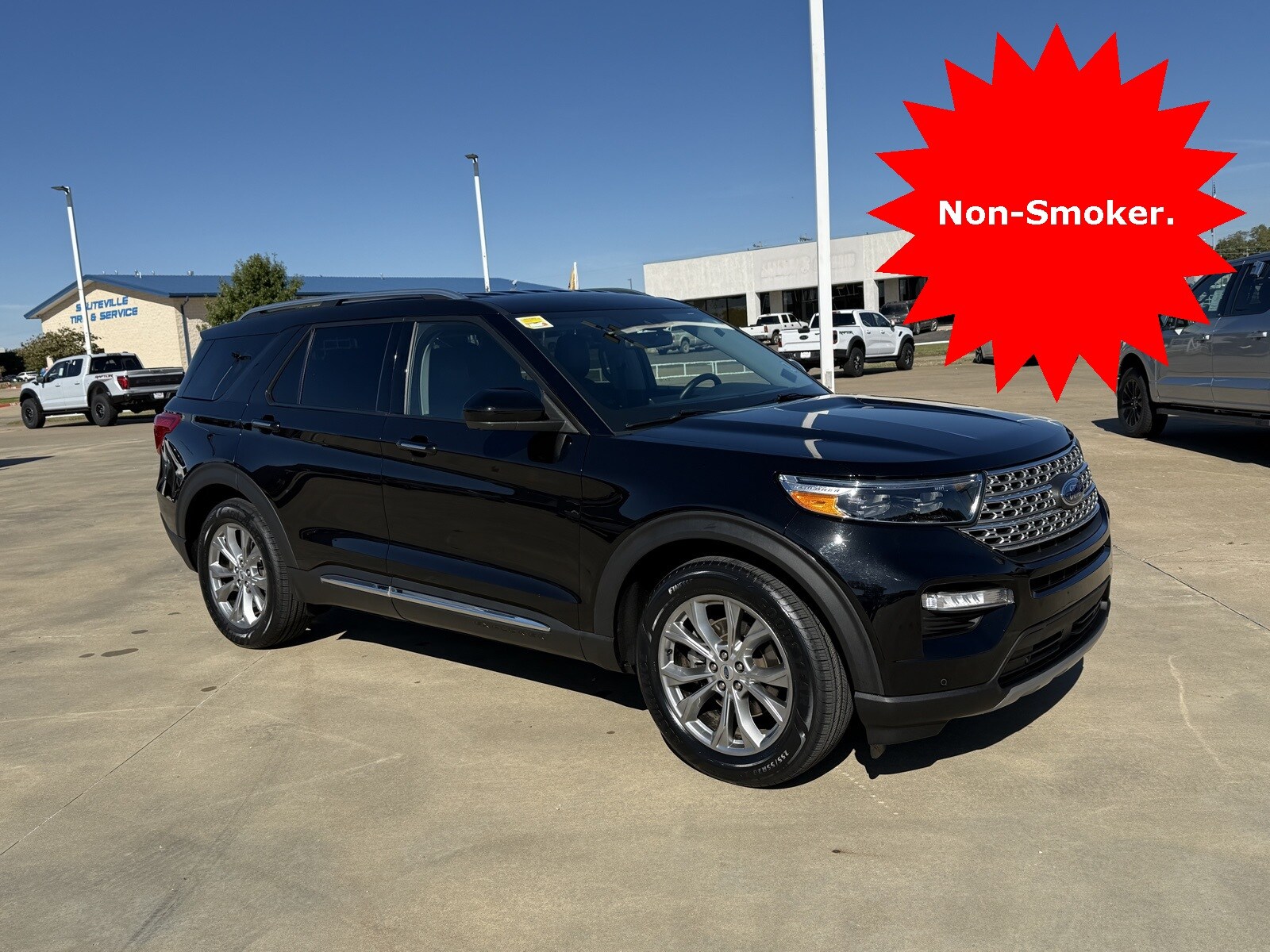 2023 Ford Explorer Limited photo 2