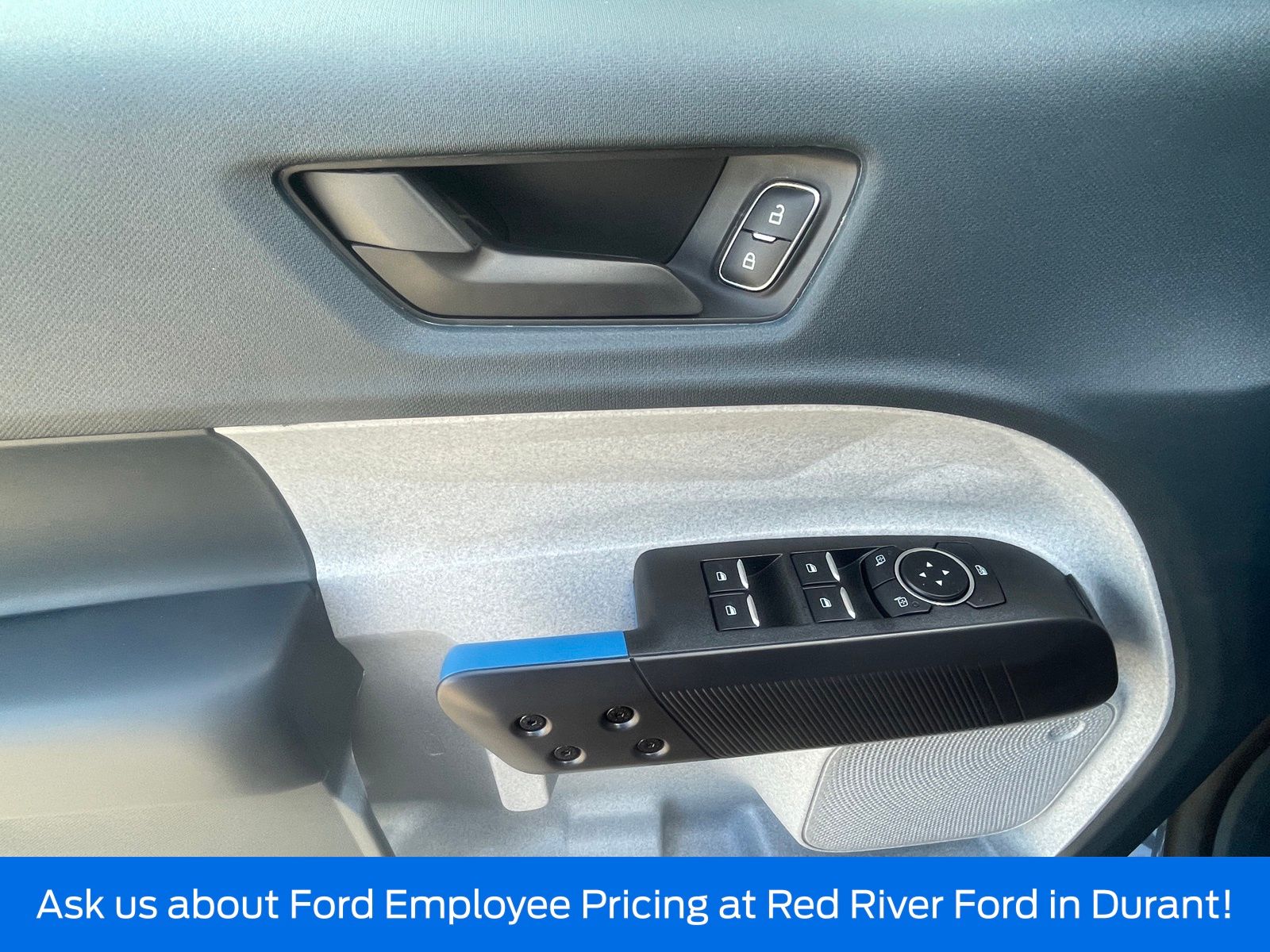 2025 Ford Maverick XLT - Photo 12
