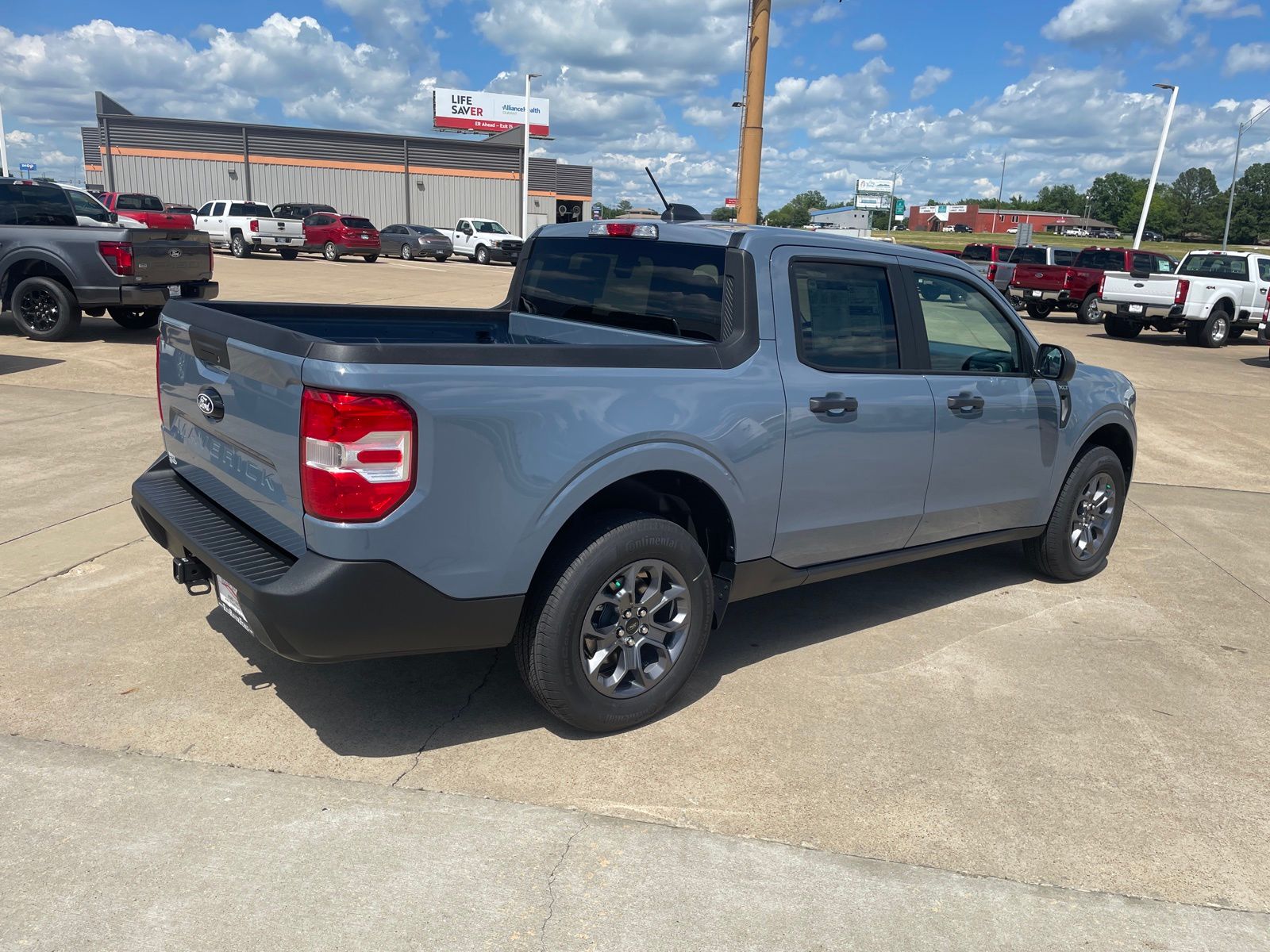 2025 Ford Maverick XLT - Photo 7