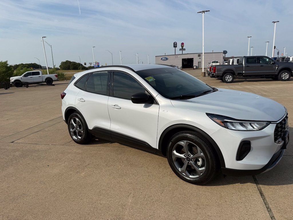 Certified 2025 Ford Escape ST-Line SUV