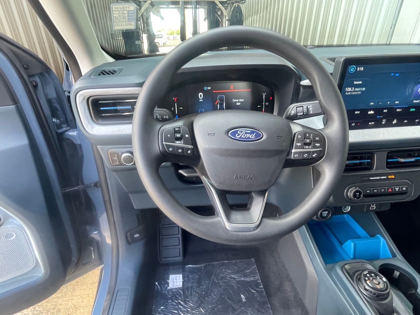 2025 Ford Maverick XLT - Photo 11