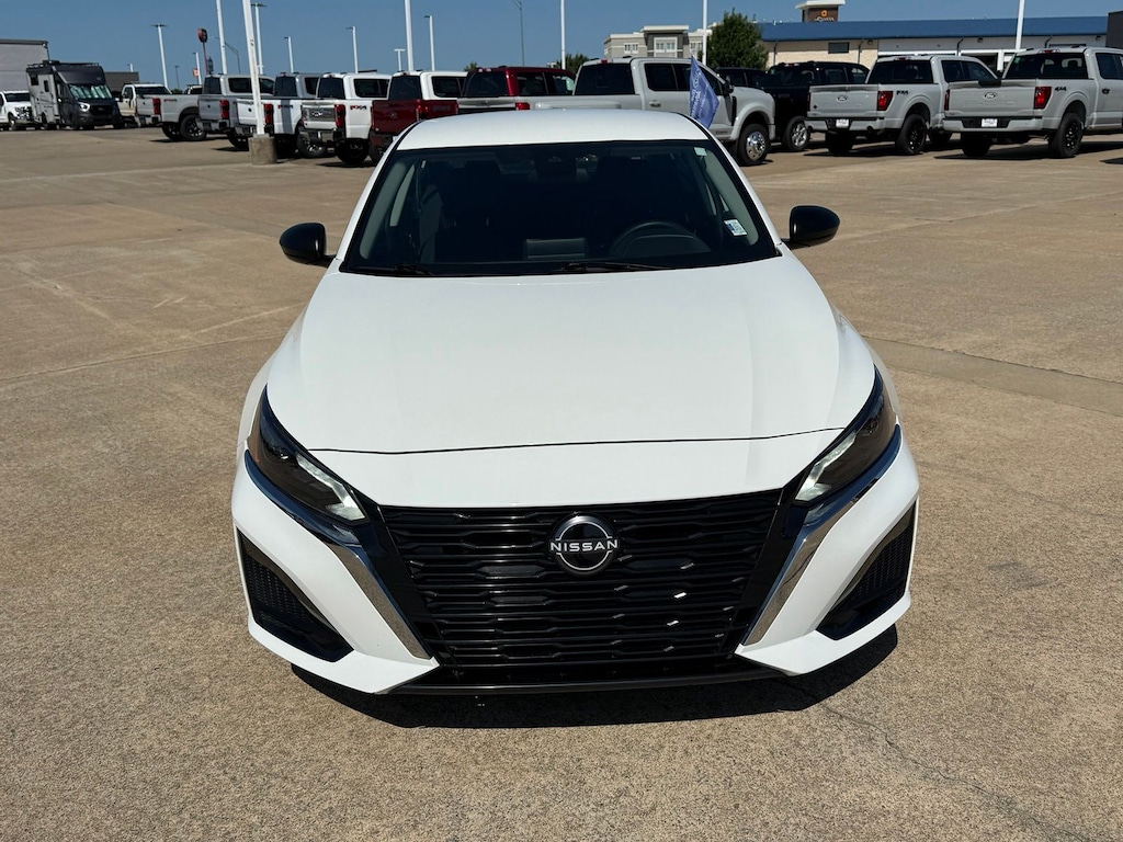 Certified 2025 Nissan Altima 2.5 SV Sedan