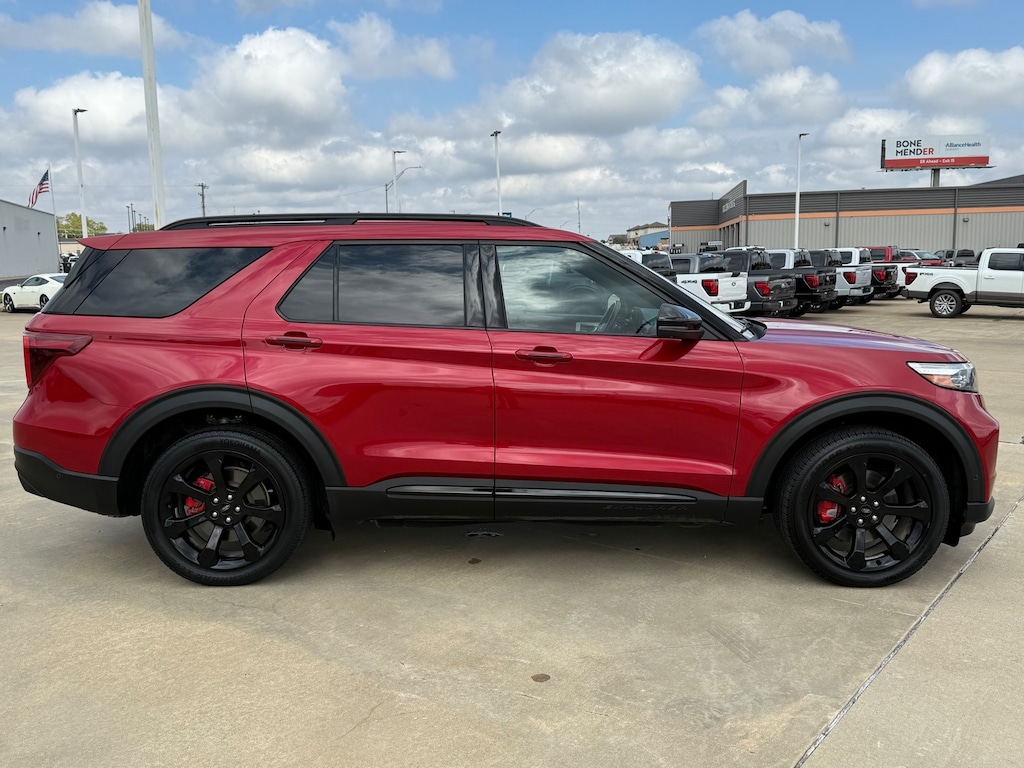 Used 2022 Ford Explorer ST SUV