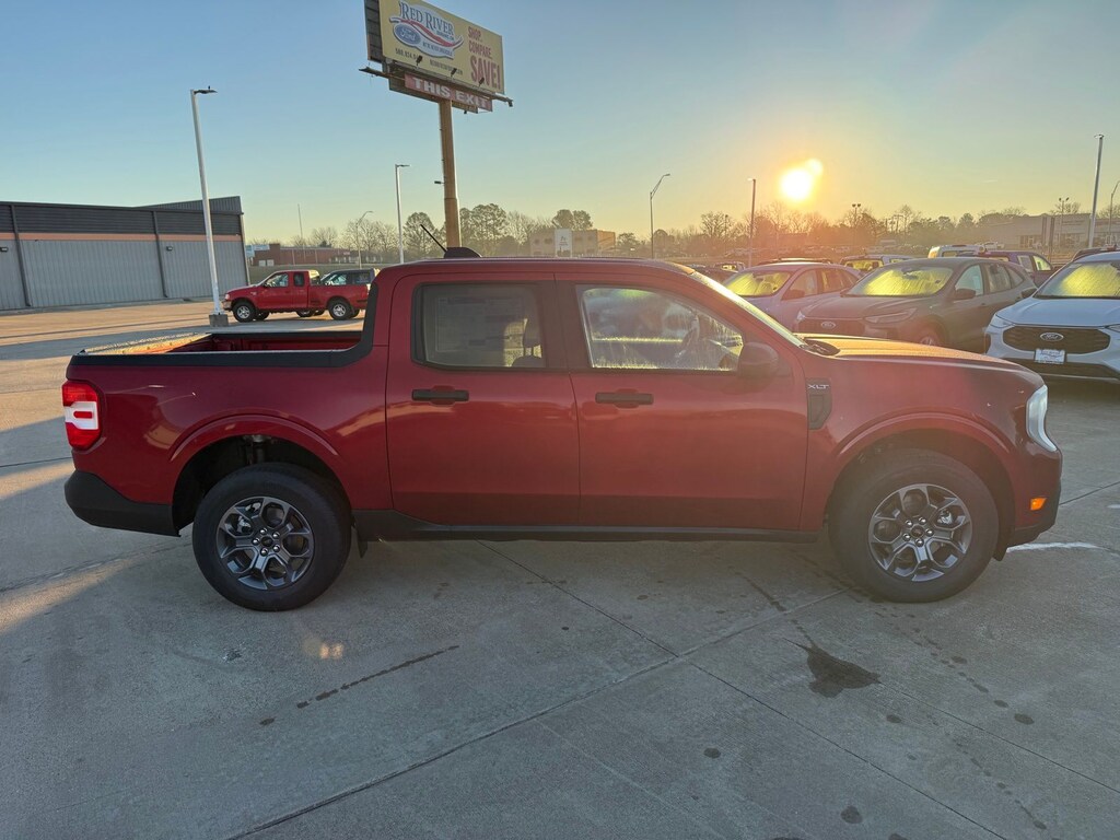 New 2026 Ford Maverick XLT TRUCK