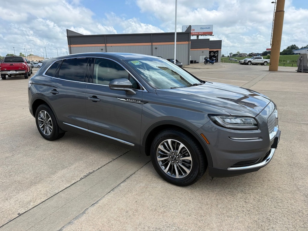 Used 2023 Lincoln Nautilus Reserve SUV