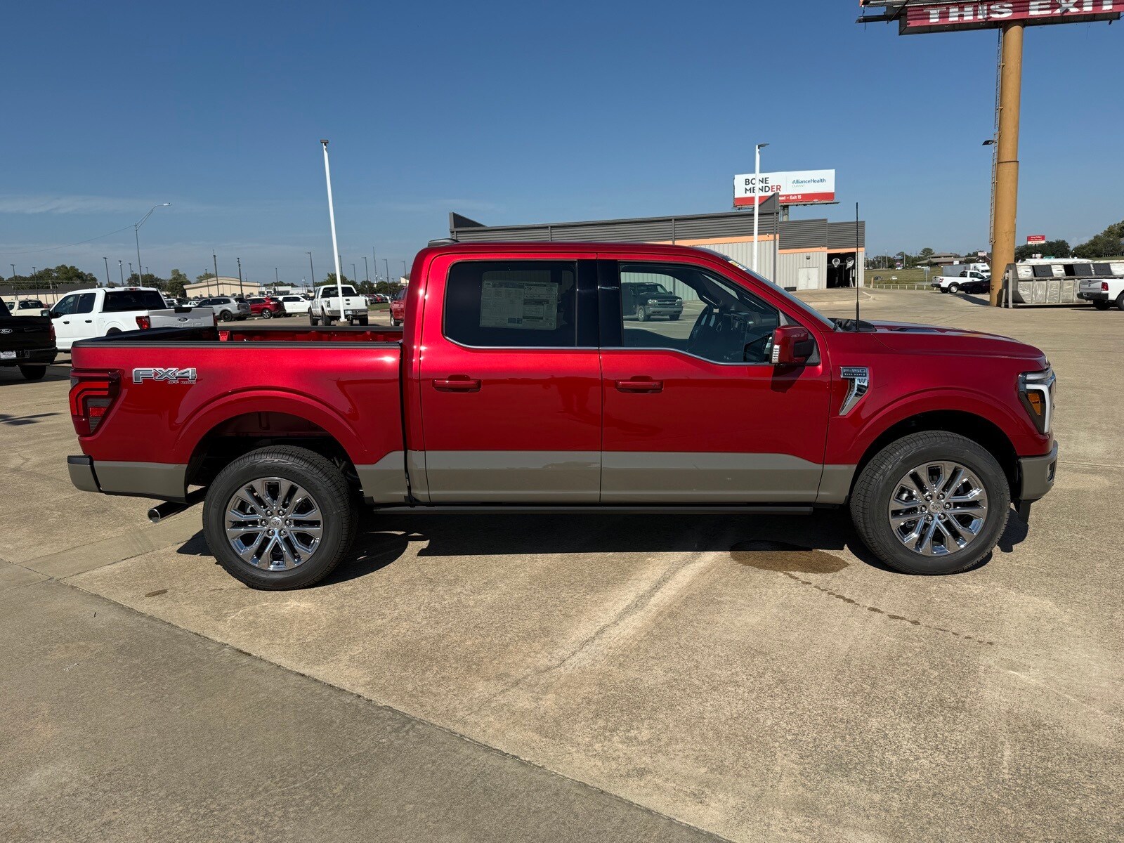 2025 Ford F-150 King Ranch photo 3
