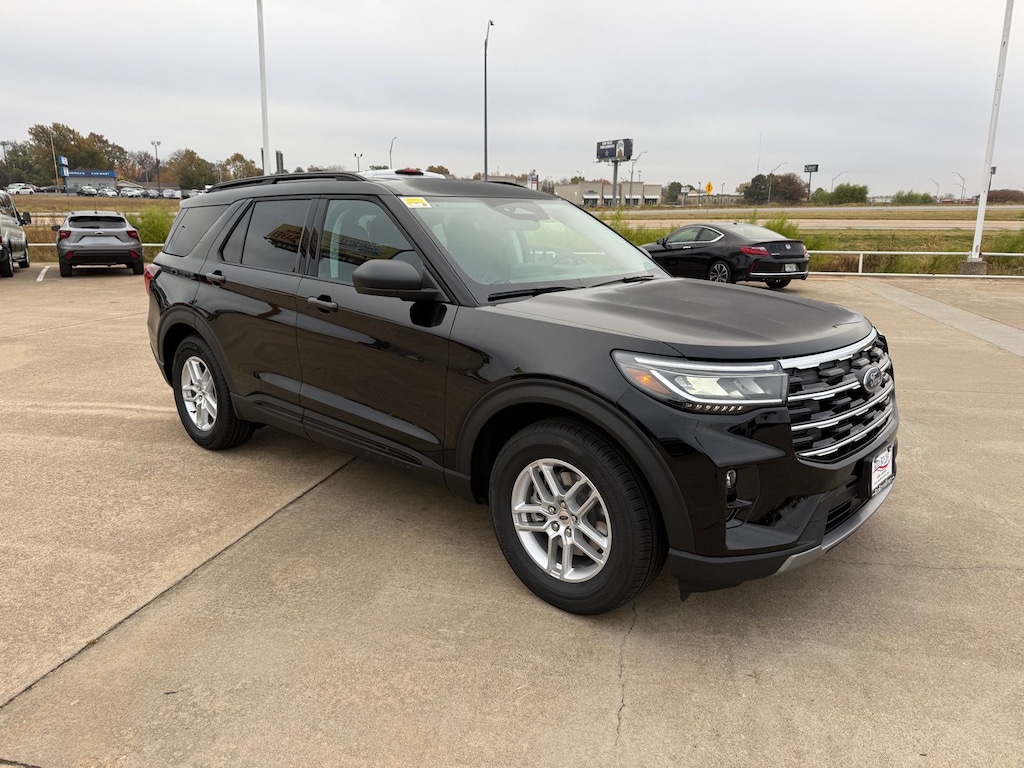 New 2026 Ford Explorer Active SUV