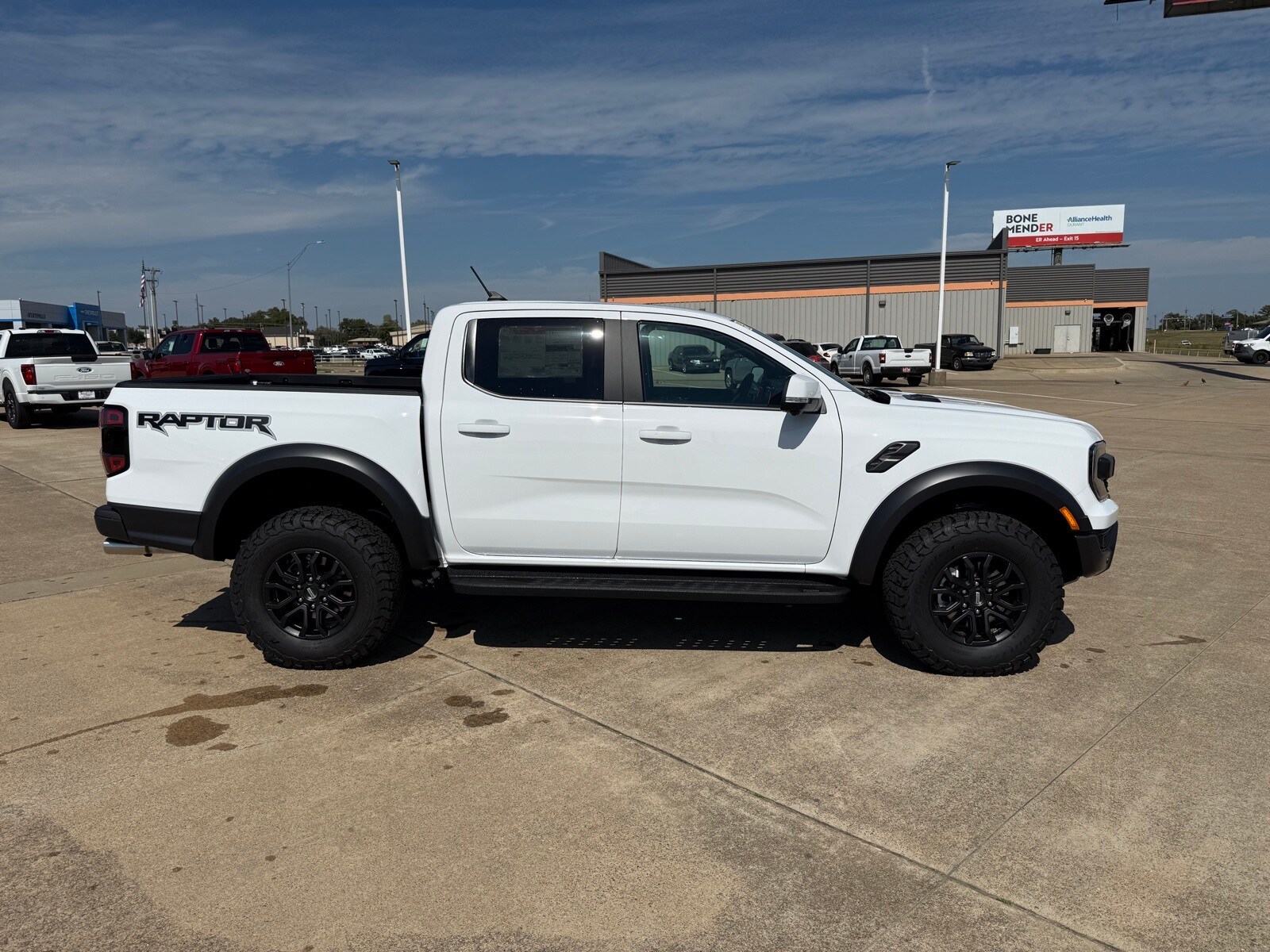 2025 Ford Ranger Raptor photo 3