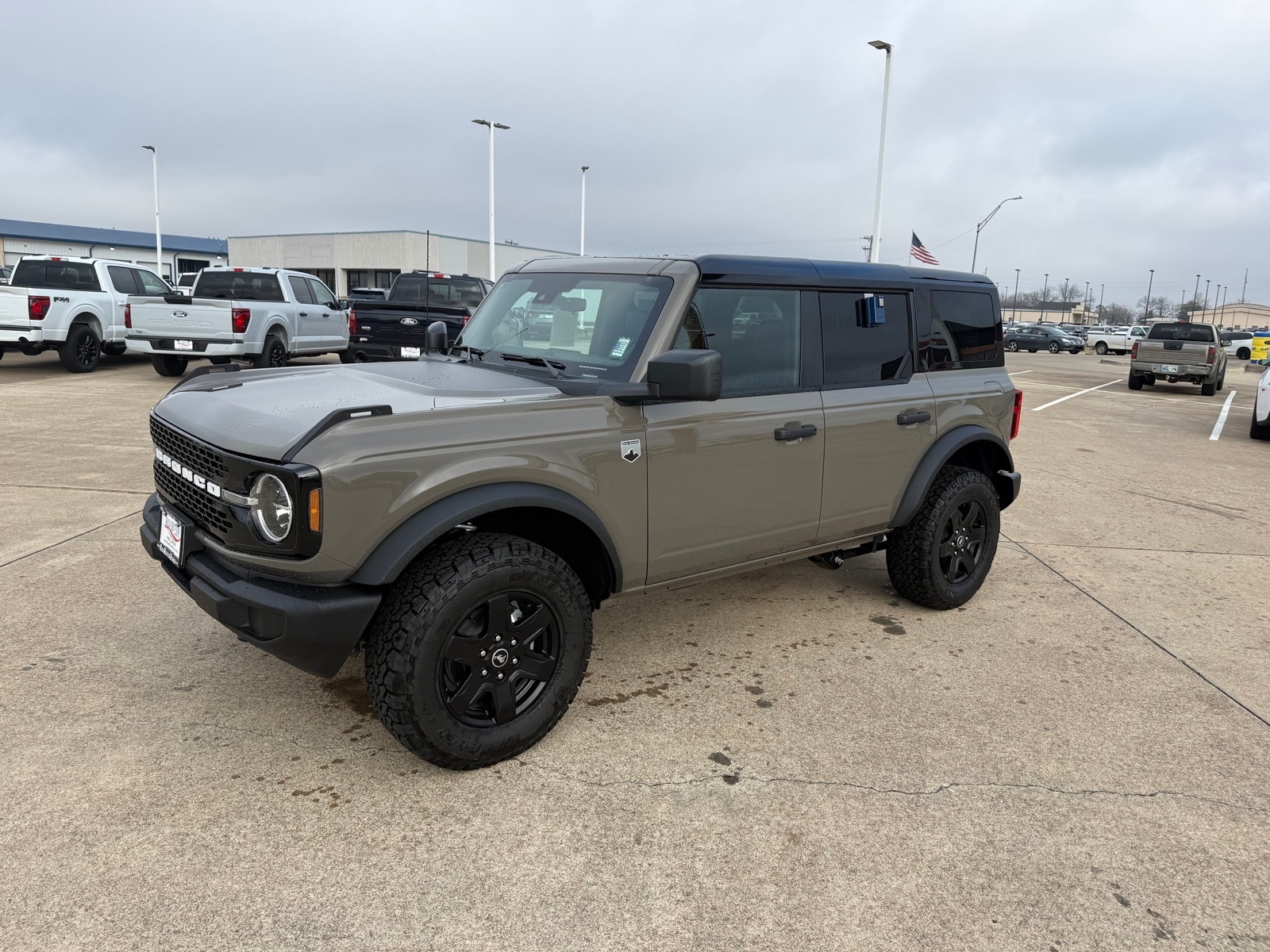 2025 Ford Bronco 4-Door Big Bend's photo