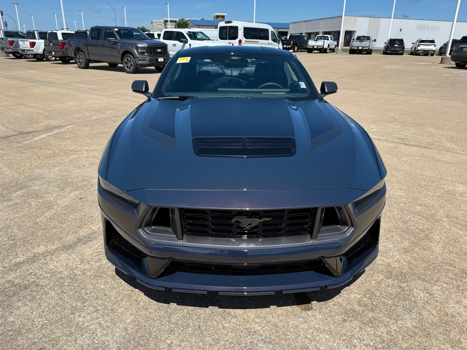 2025 Ford Mustang Dark Horse Premium photo 2