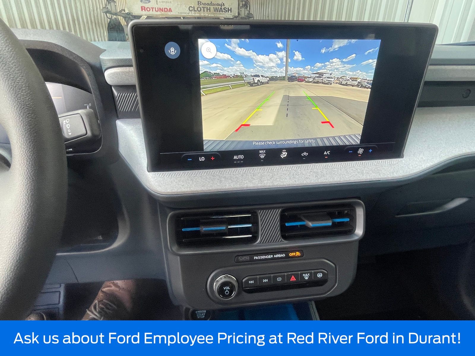 2025 Ford Maverick XLT - Photo 14