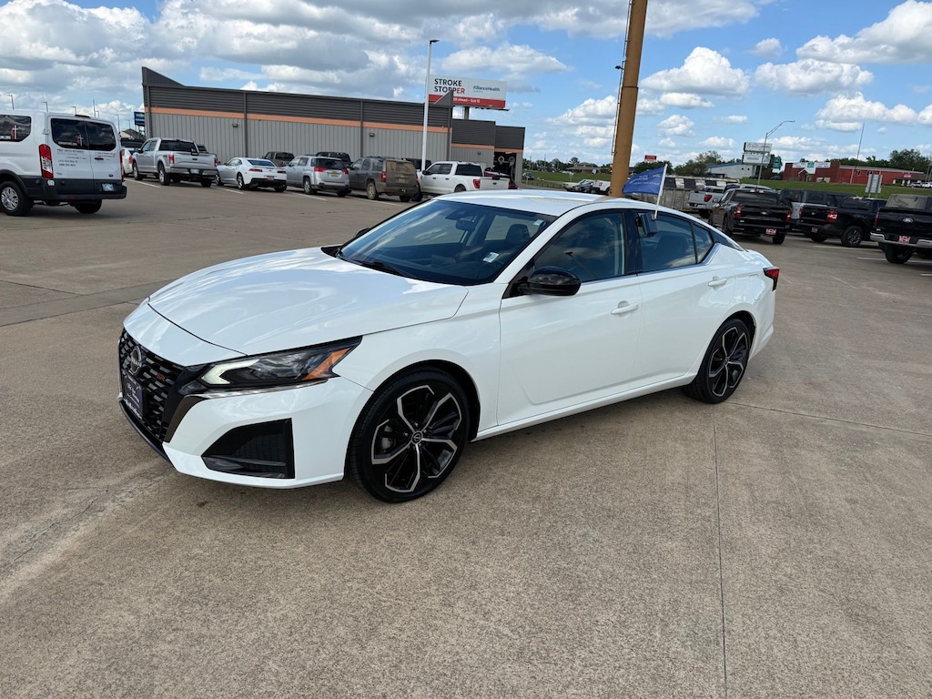 Certified 2024 Nissan Altima 2.5 SR Sedan