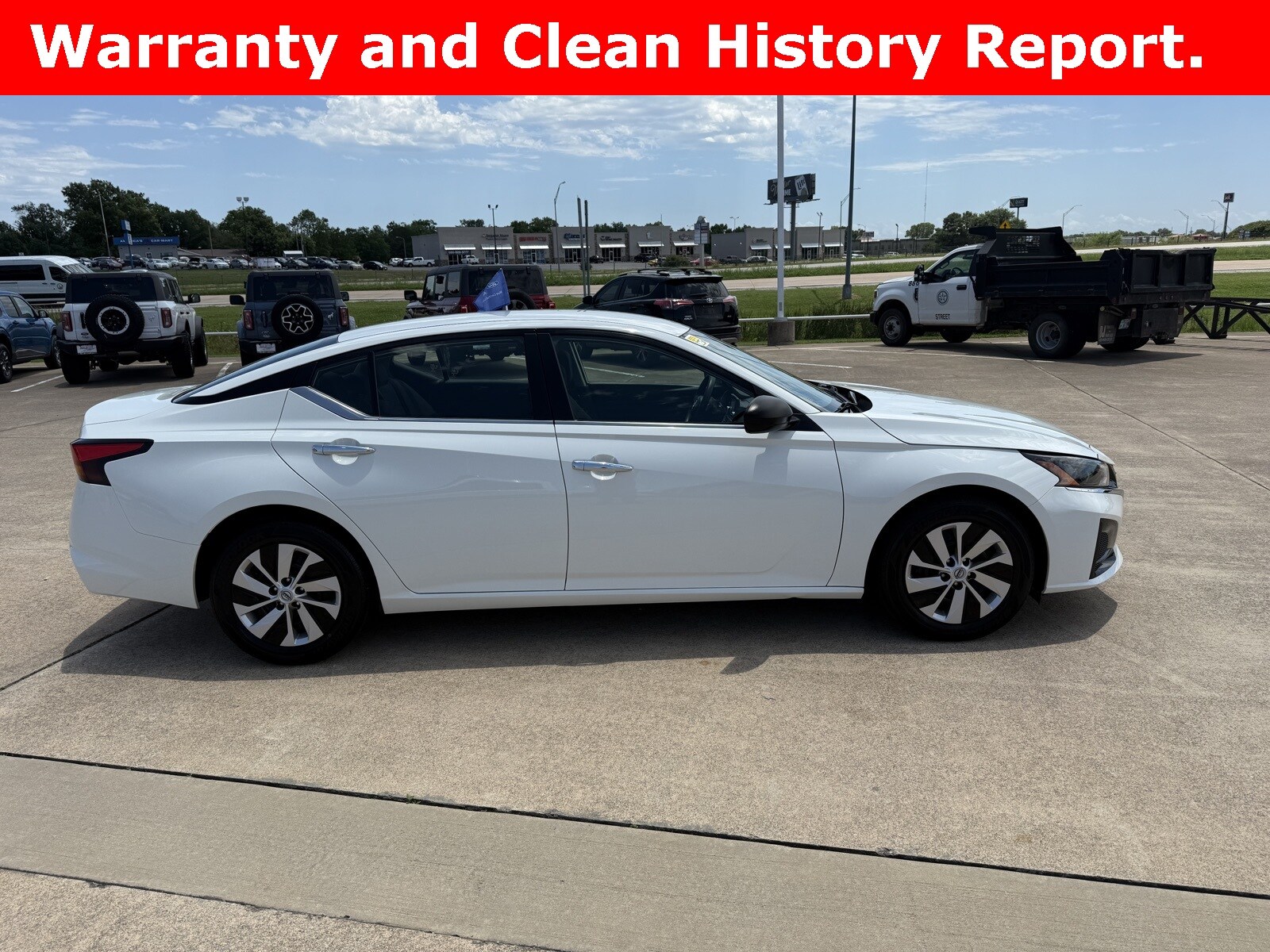 2024 Nissan Altima 2.5 S photo 4