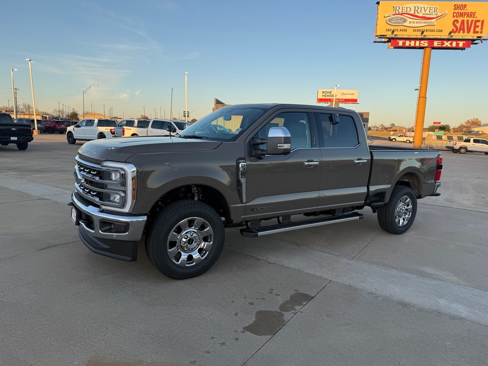 2026 Ford F-350 Super Duty Lariat's photo