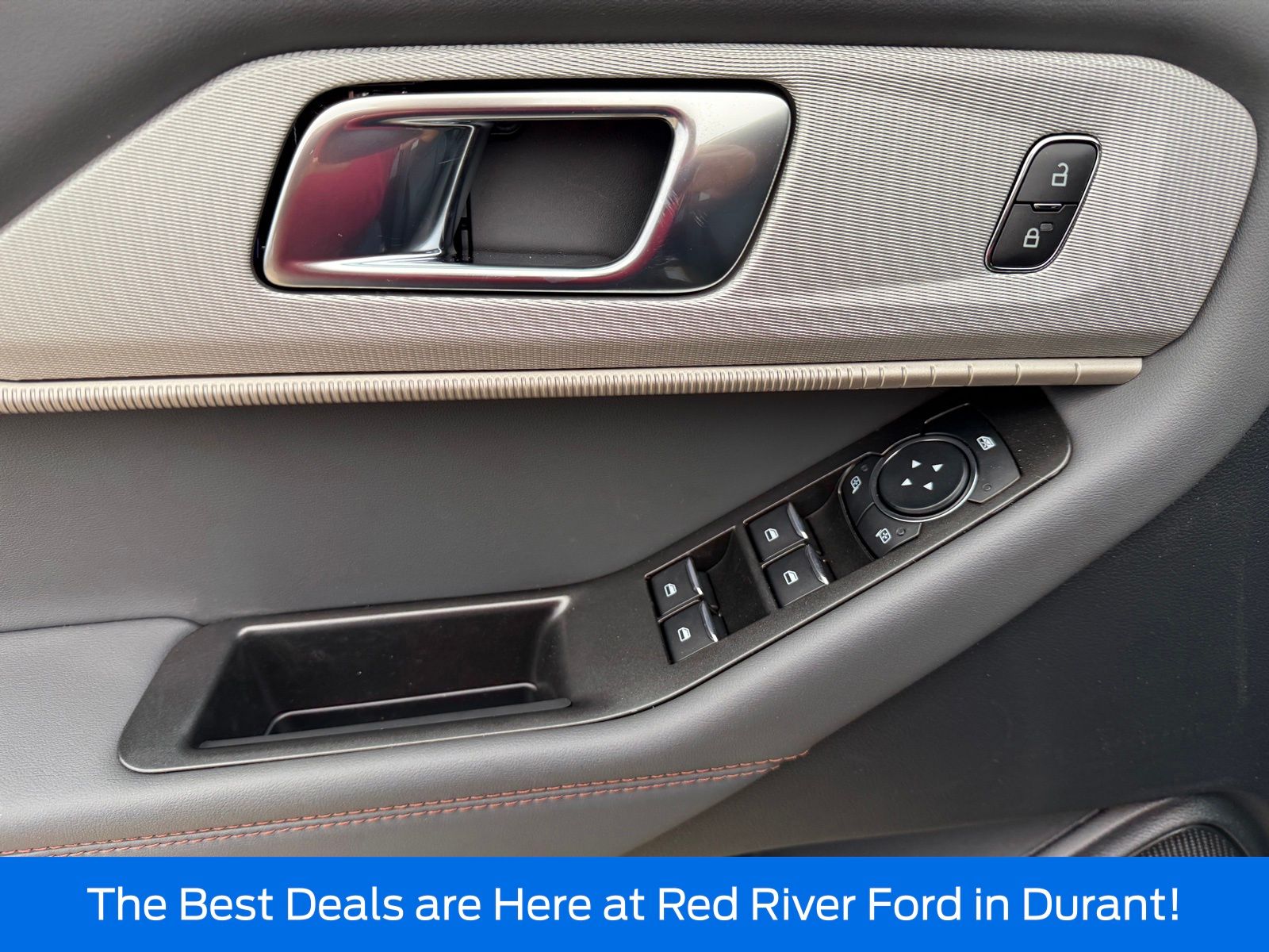 2026 Ford Explorer Active - Photo 12