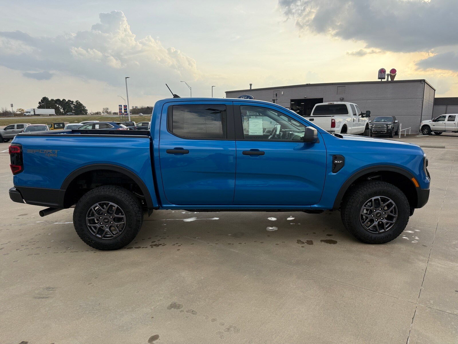 2025 Ford Ranger XLT photo 4