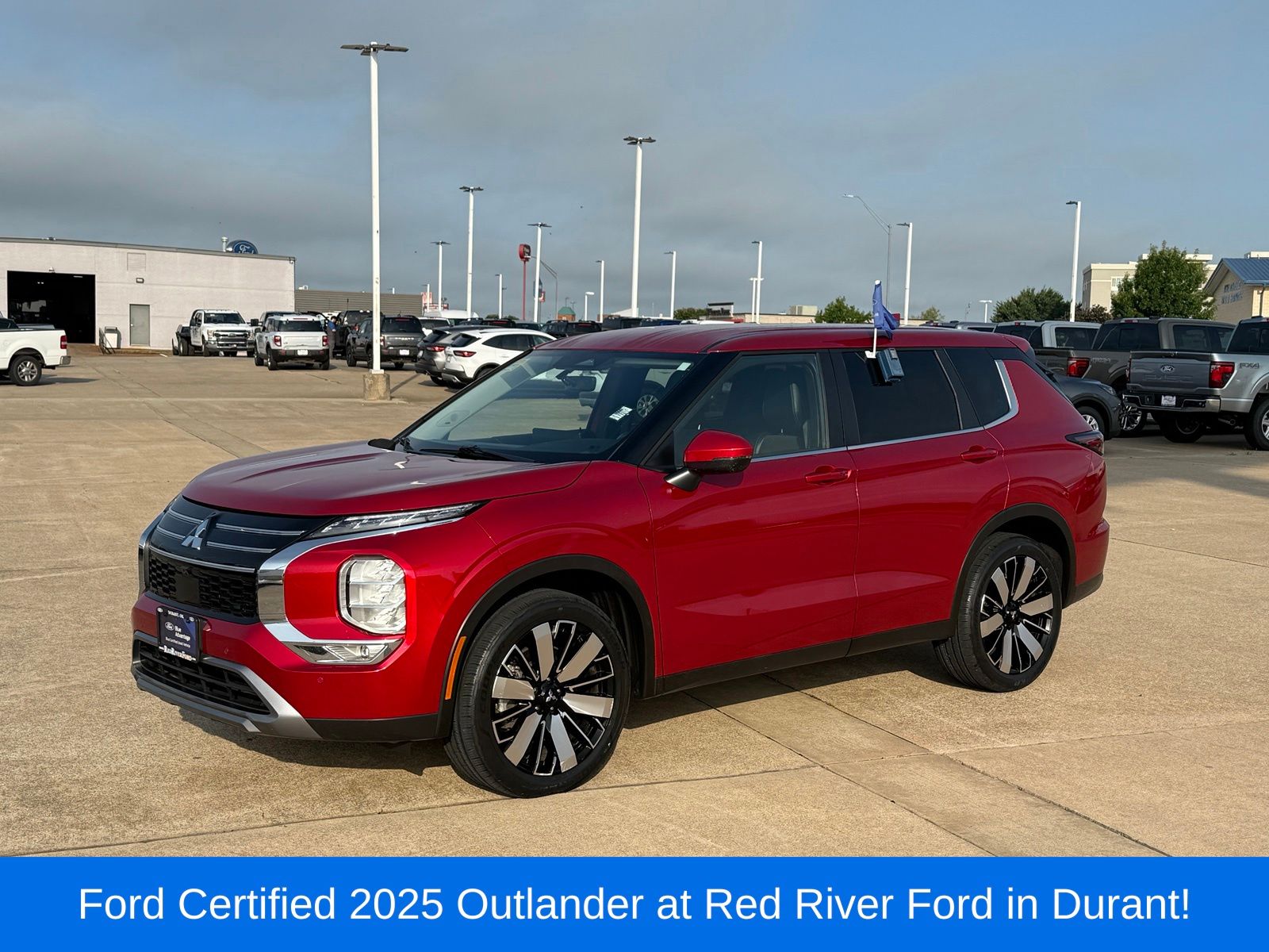 2025 Mitsubishi Outlander SE 2WD's photo