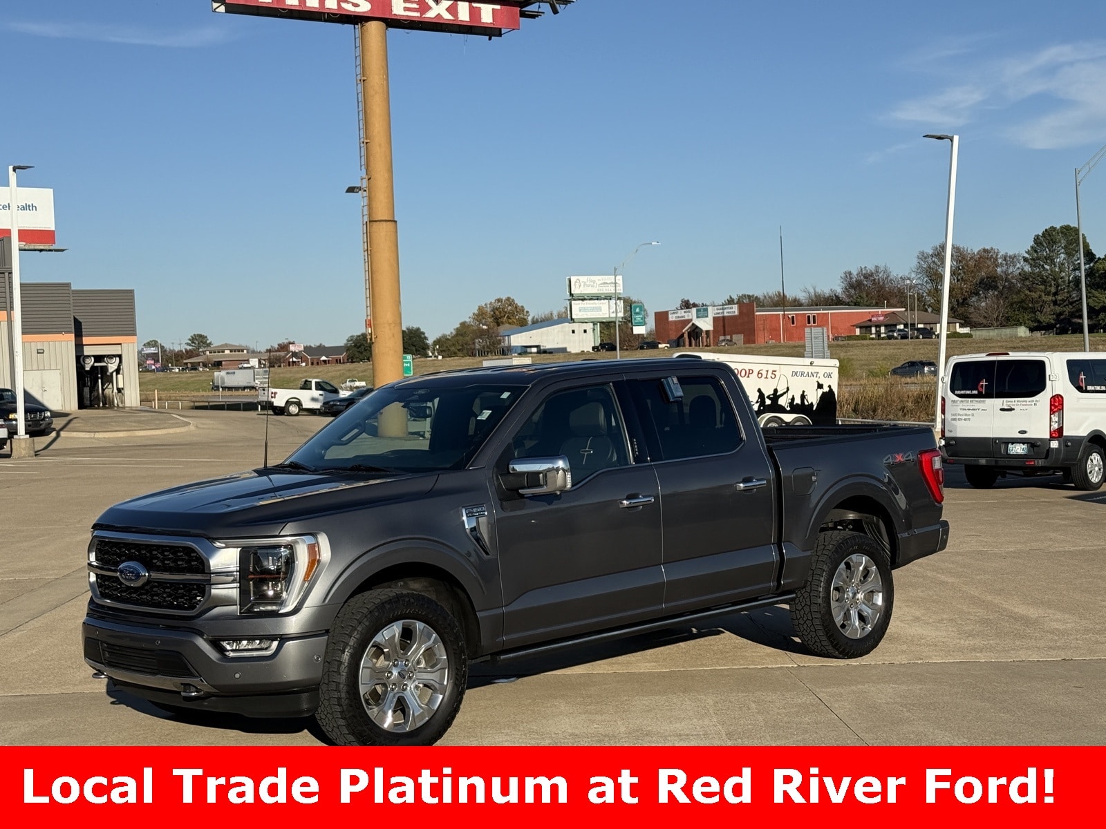2022 Ford F-150 Platinum's photo
