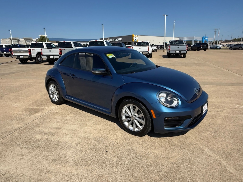 Used 2018 Volkswagen Beetle 2.0T S Hatchback