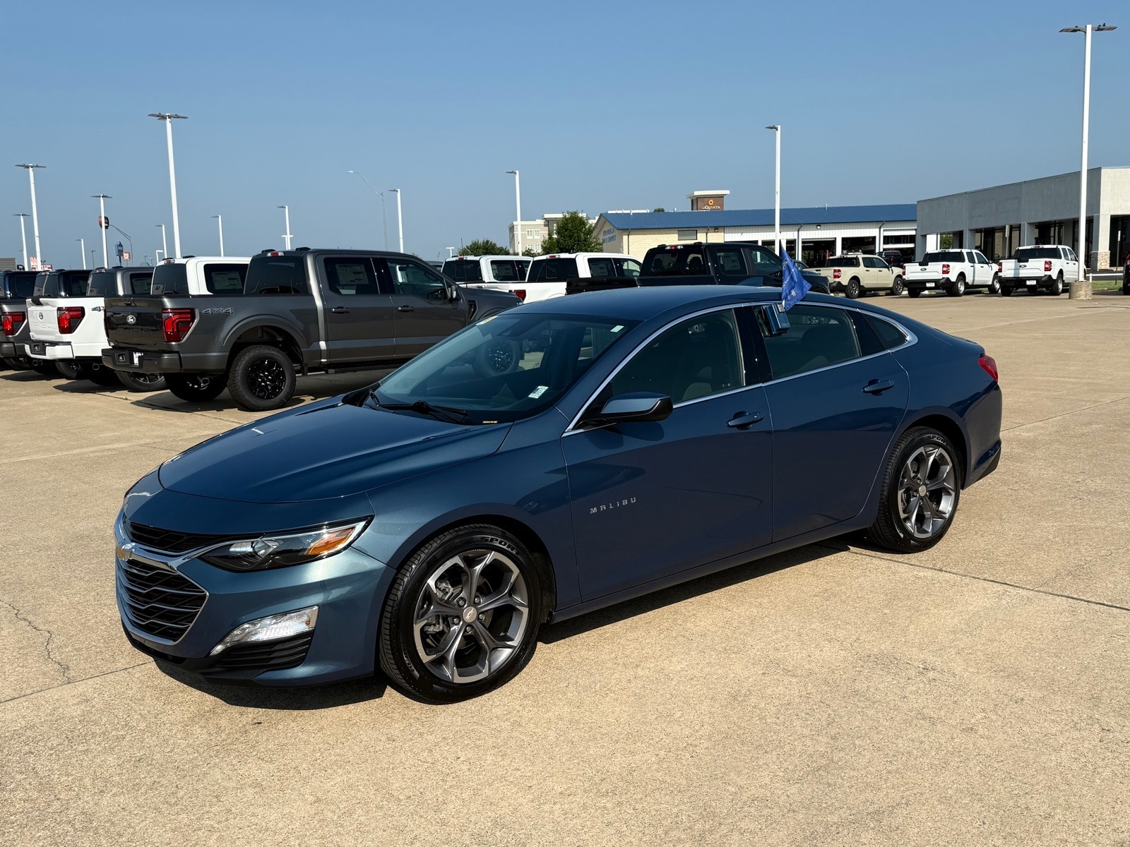 2024 Chevrolet Malibu LT
