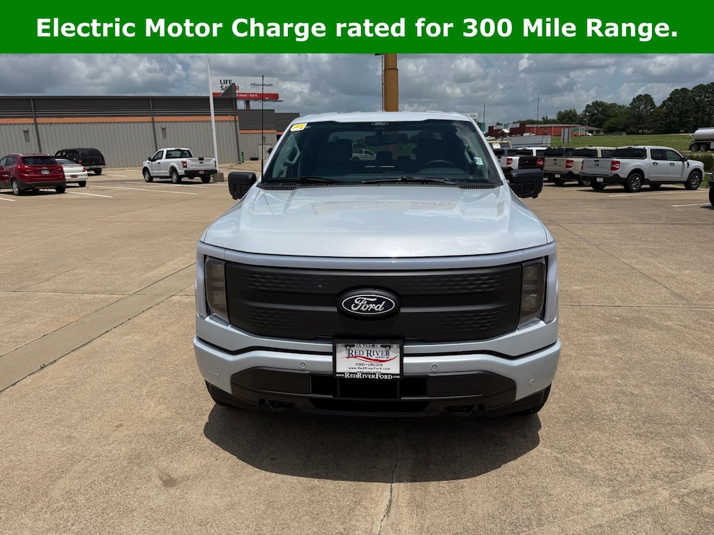New 2025 Ford F-150 Lightning Flash TRUCK