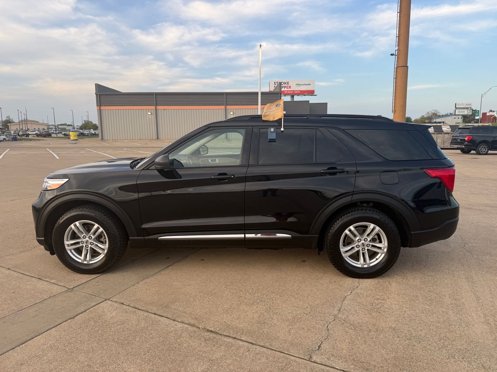 2024 Ford Explorer XLT - Photo 8