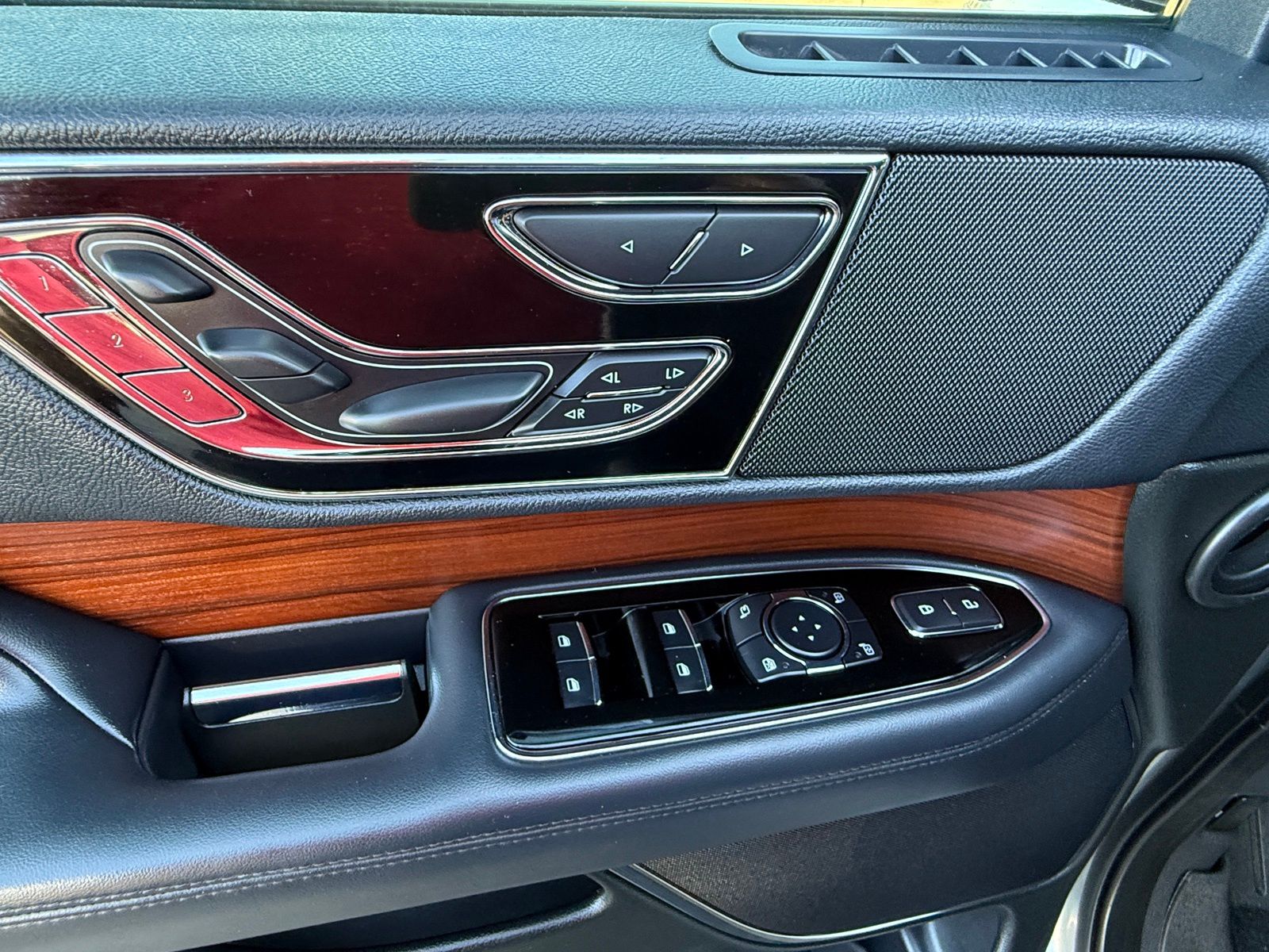 2023 Lincoln Navigator Reserve - Photo 14