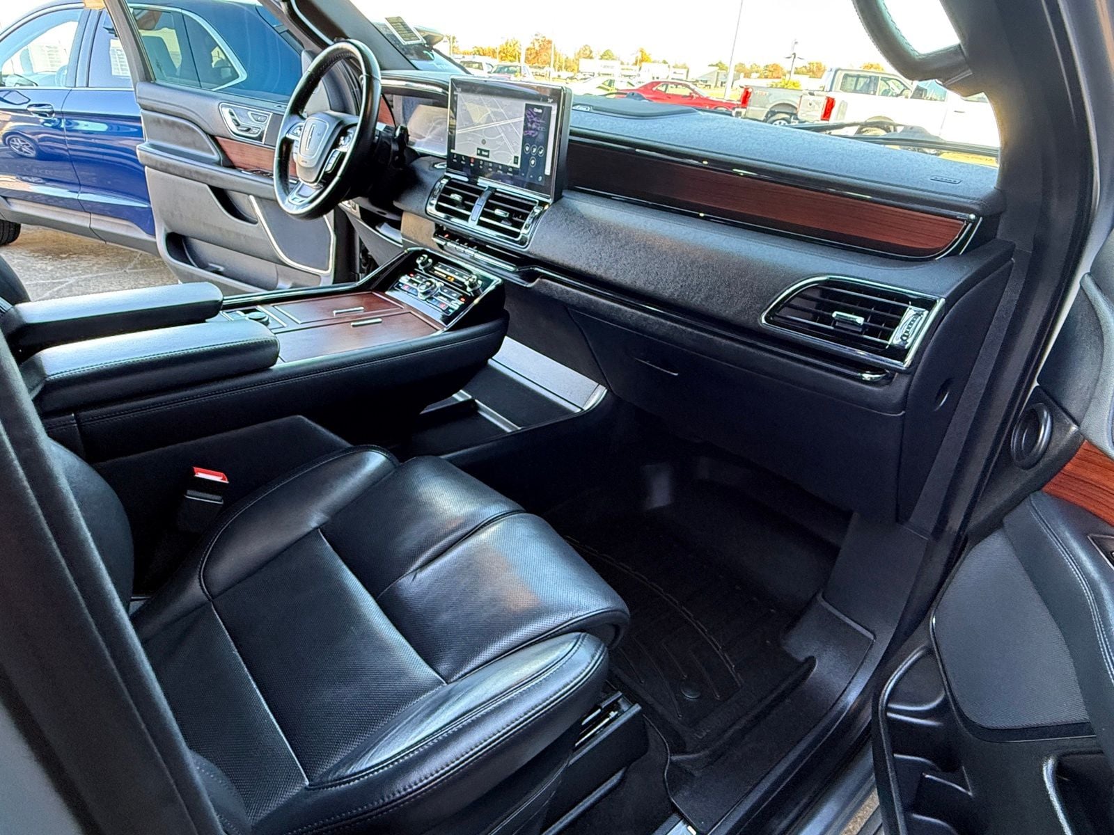 2023 Lincoln Navigator Reserve - Photo 18