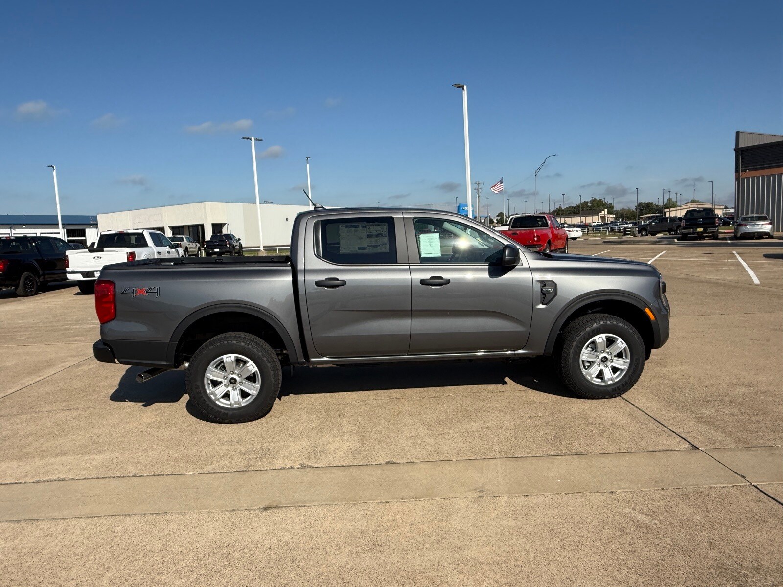 2025 Ford Ranger XL photo 4