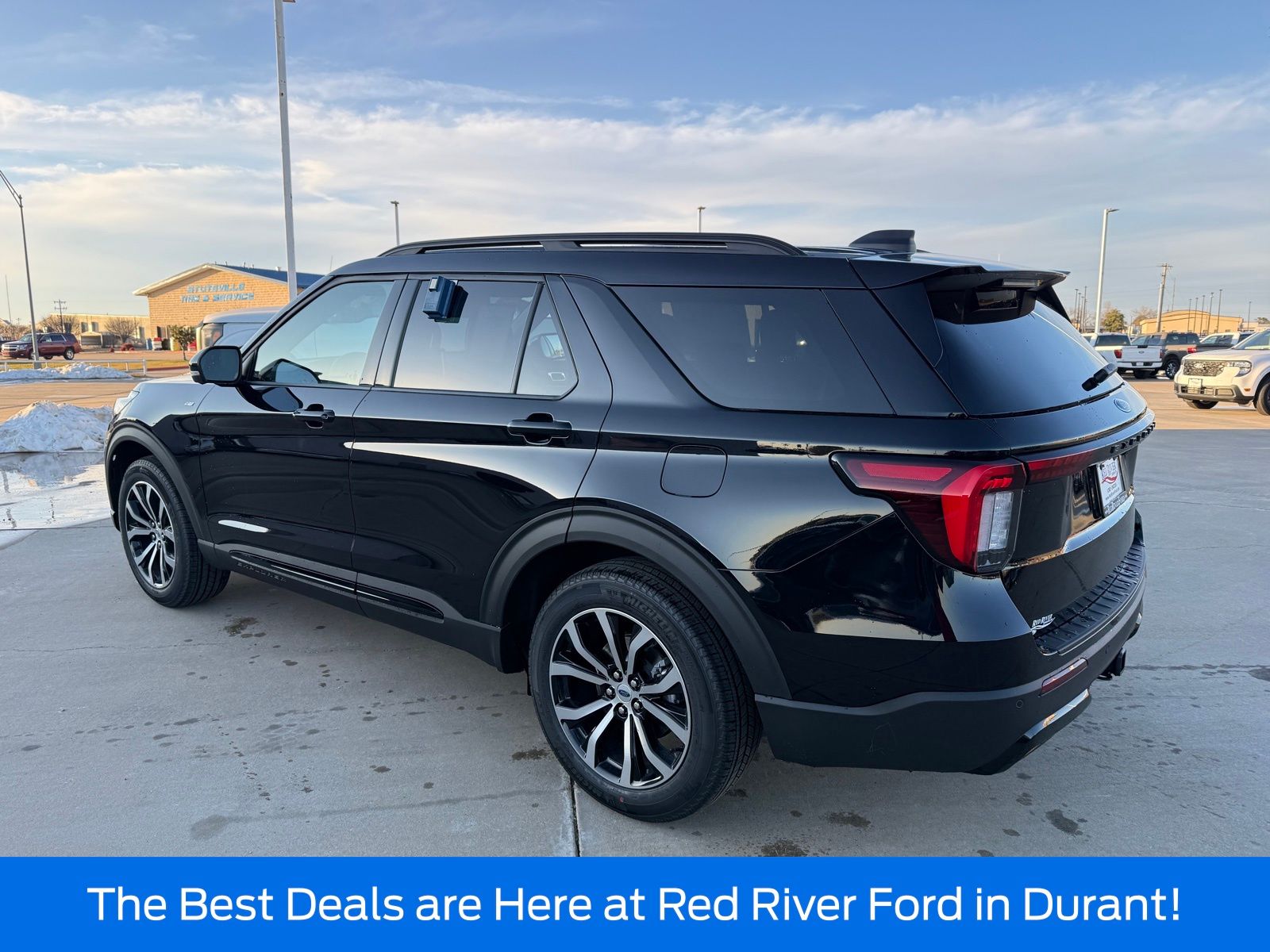 2026 Ford Explorer ST-Line - Photo 7