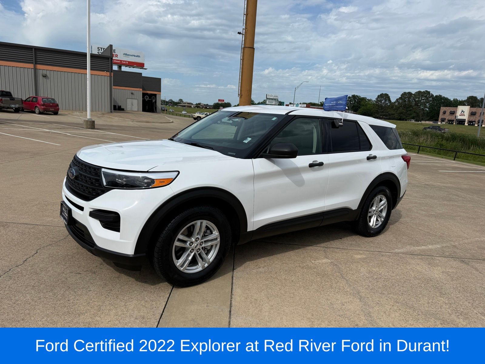 2022 Ford Explorer Base RWD's photo