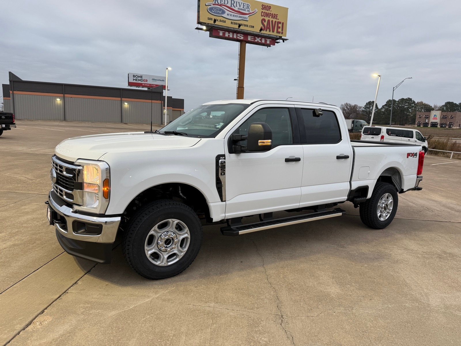 2026 Ford F-250 Super Duty XLT's photo