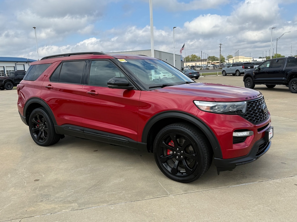 Used 2022 Ford Explorer ST SUV