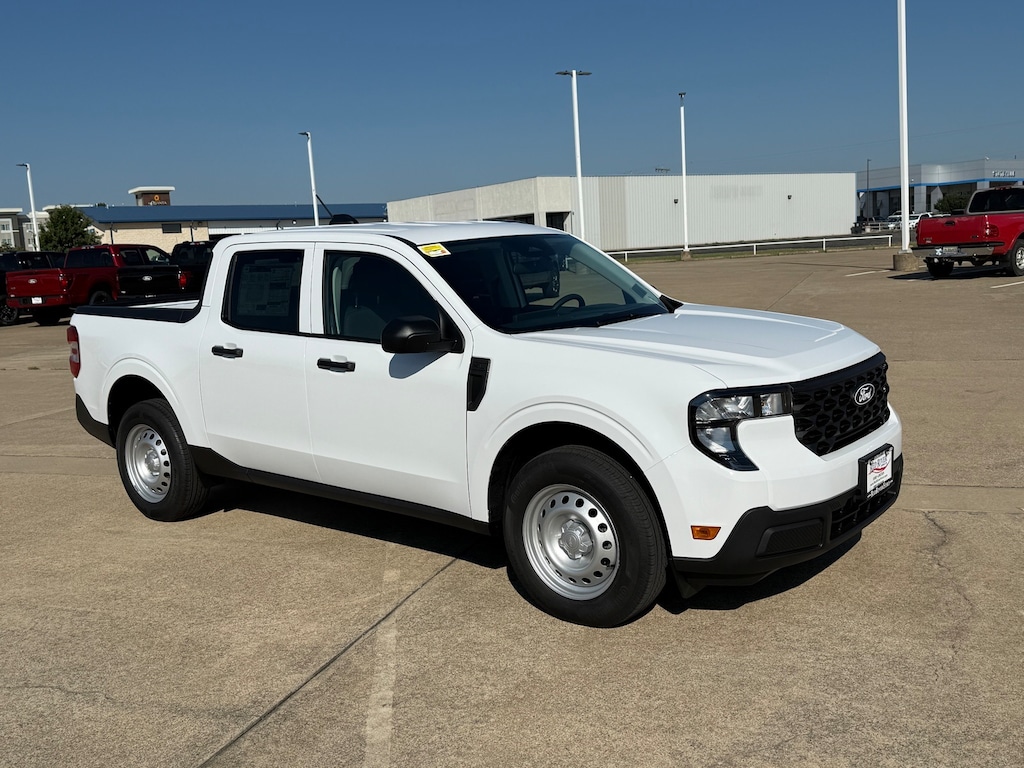 New 2025 Ford Maverick XL TRUCK
