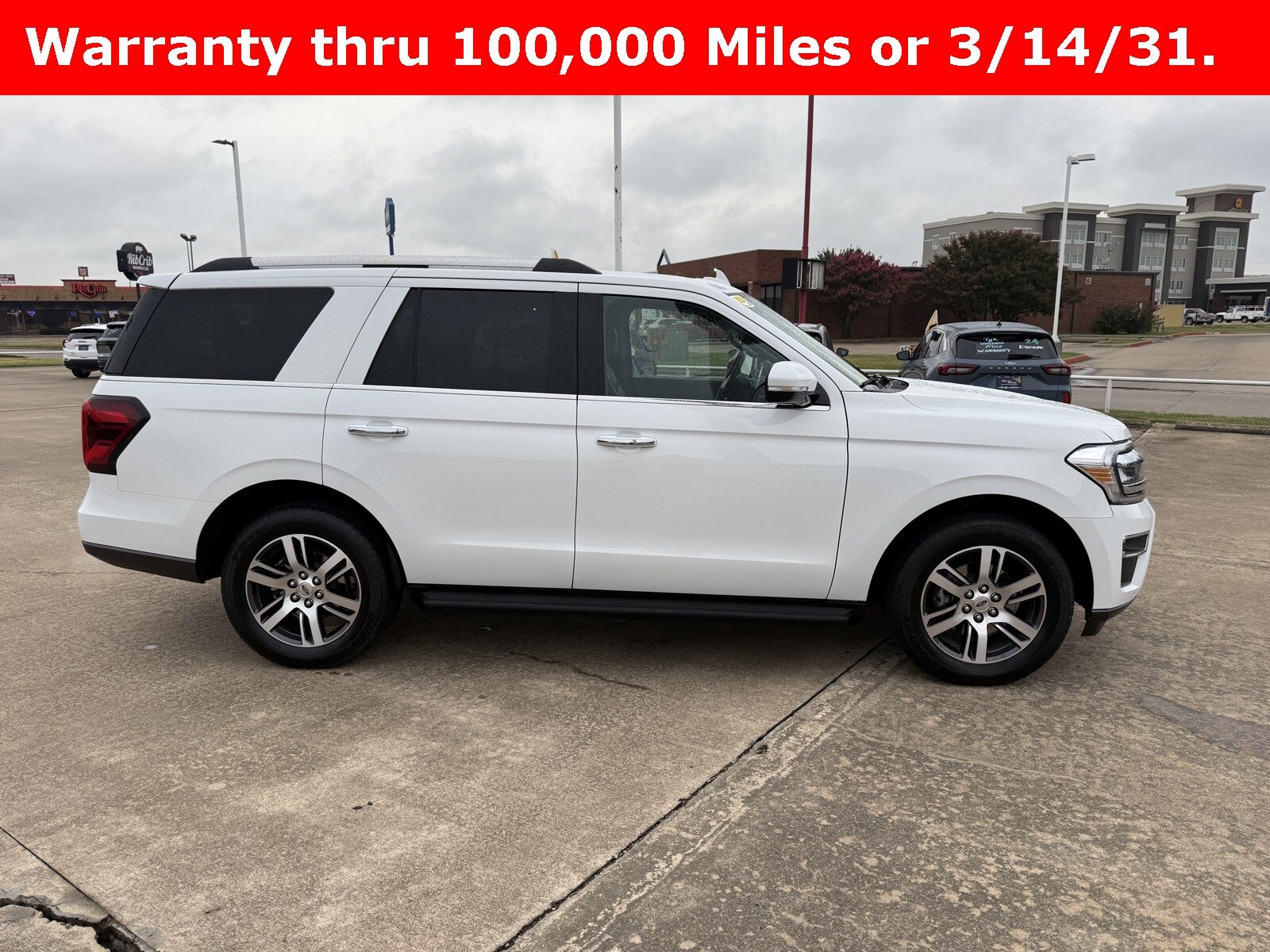 2024 Ford Expedition Limited photo 3