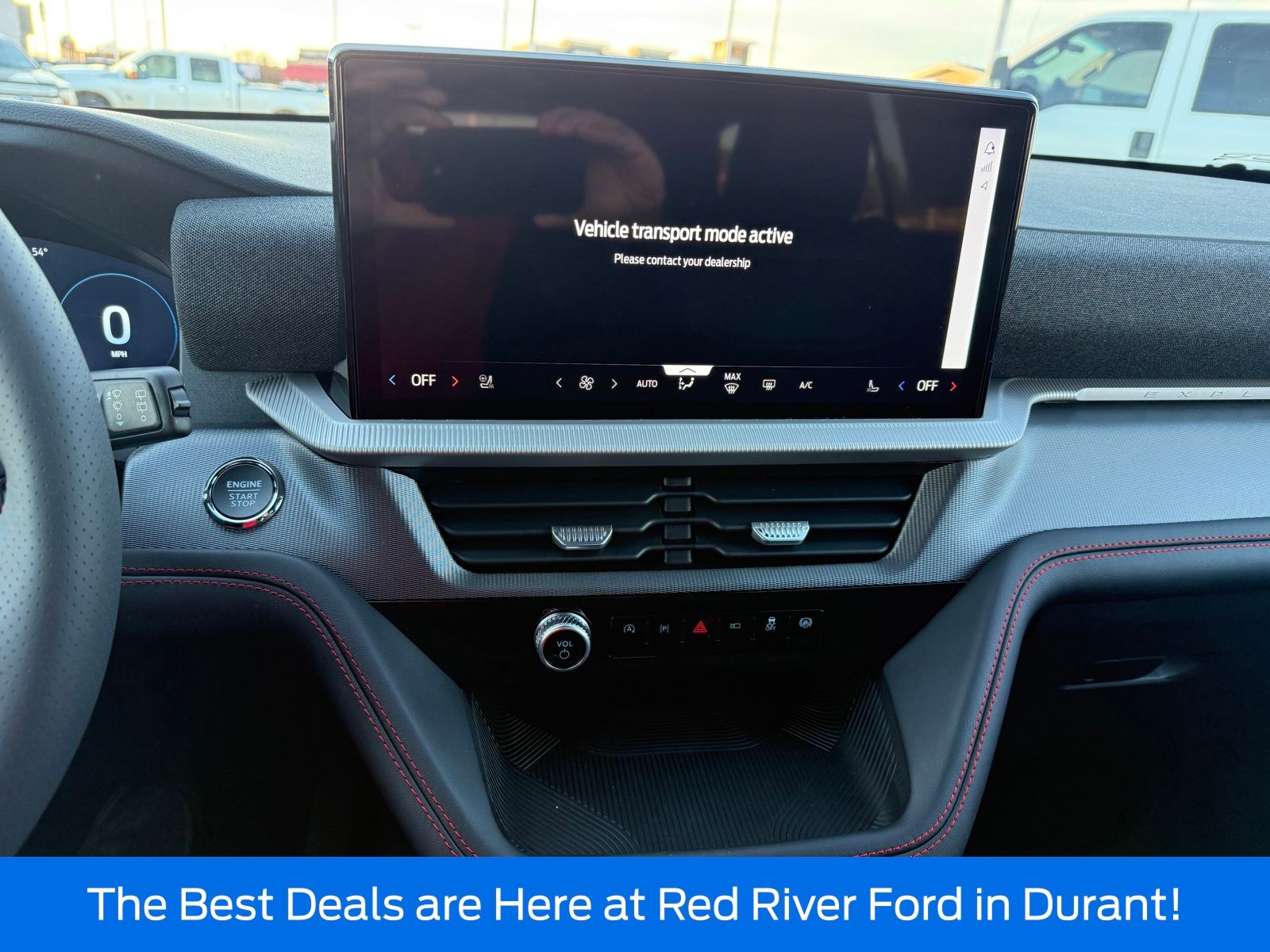 2026 Ford Explorer ST-Line - Photo 13