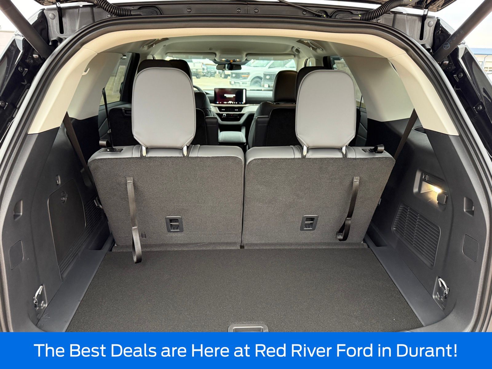 2026 Ford Explorer Active - Photo 18