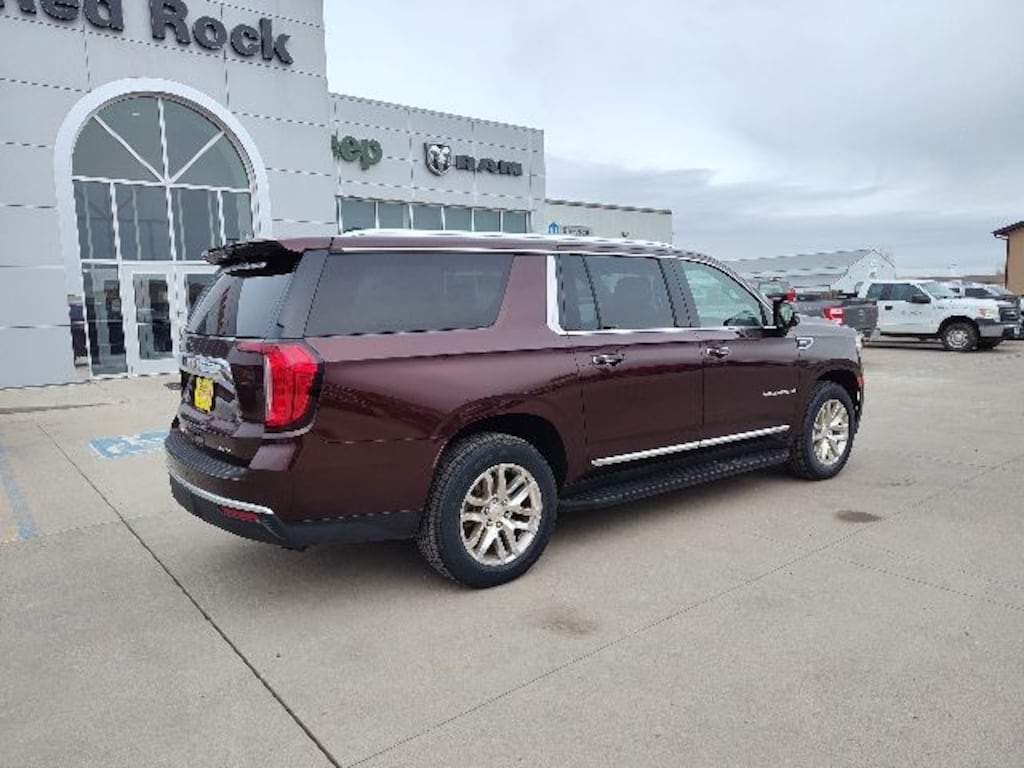 Used 2023 GMC Yukon XL SLT SUV