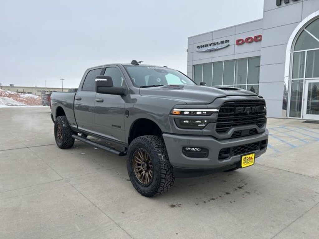 New 2026 Ram 2500 LARAMIE CREW CAB 4X4 6'4 BOX Pickup